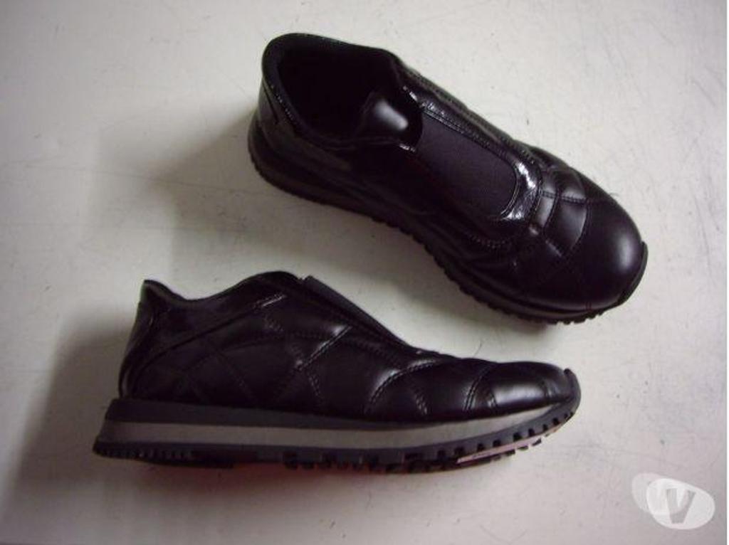 Chaussures Bas-Rhin Bouxwiller - 67330 - Photos Vivastreet Loafers en Noir brillant pt 38-neufs