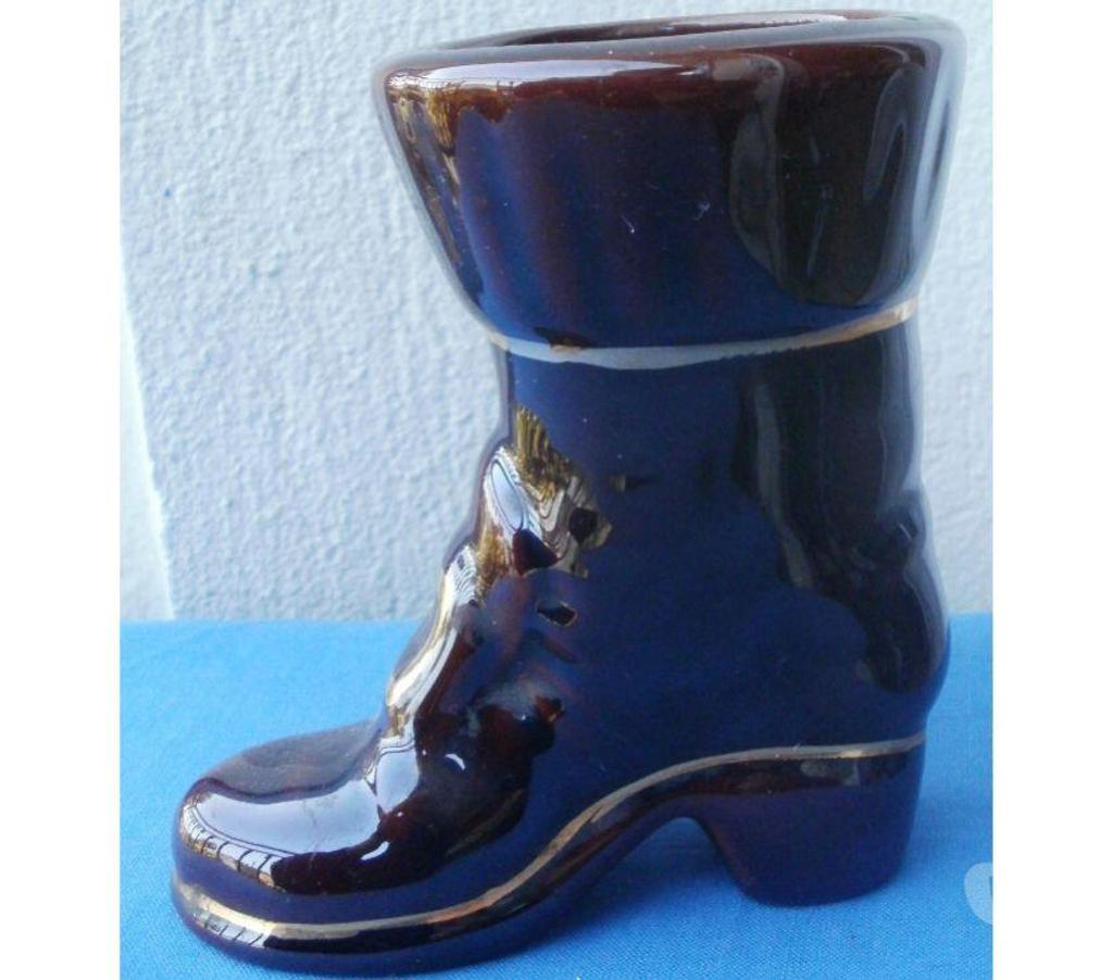 Collection Tarn-et-Garonne Montauban - 82000 - Photos Vivastreet Botte miniature décorative Hauteur 11 cm