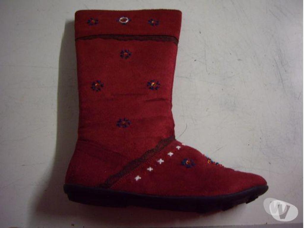 Chaussures Bas-Rhin Bouxwiller - 67330 - Photos Vivastreet Bottes imprimés RougeBordeaux pt 38-neuves 