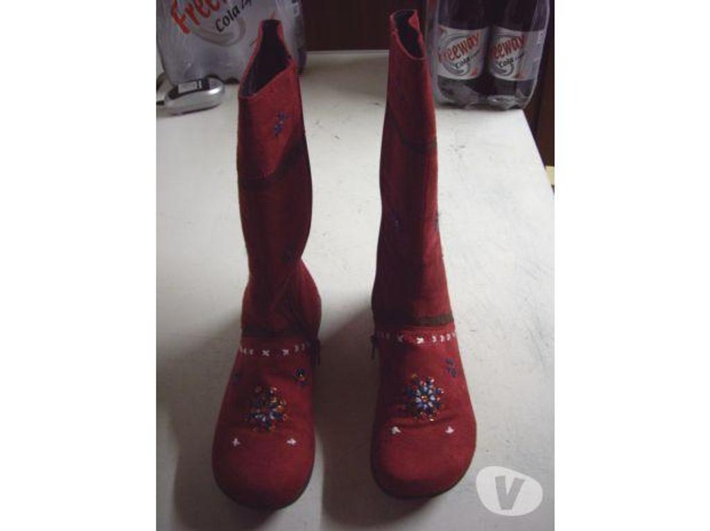 Chaussures Bas-Rhin Bouxwiller - 67330 - Photos Vivastreet Bottes imprimés RougeBordeaux pt 38-neuves 