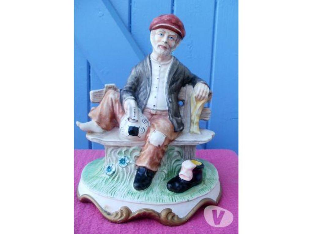 Décoration - art Tarn-et-Garonne Montauban - 82000 - Photos Vivastreet STATUETTE, personnage en biscuit, marin