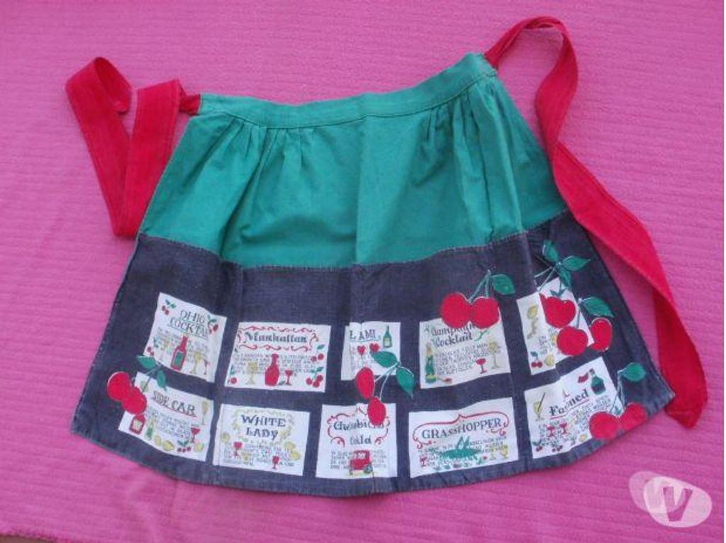 Vêtements occasion Tarn-et-Garonne Montauban - 82000 - Photos Vivastreet Tablier de cuisine VINTAGE