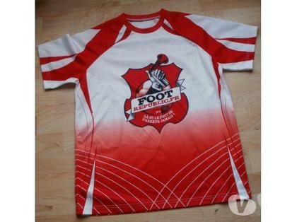 Sports - hobbies Montauban Tarn-et-Garonne - Photos Vivastreet Maillot de football publicitaire FOOT REPUBLIC.FR Taille M