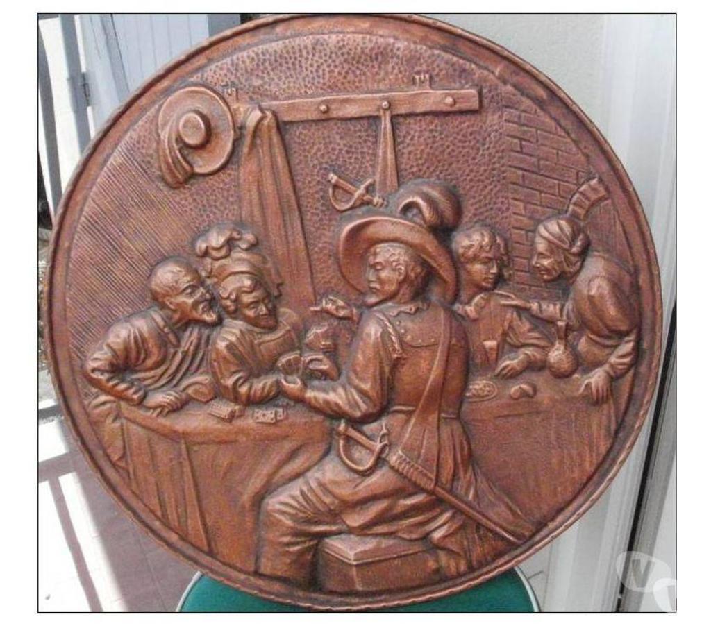 Décoration - art Tarn-et-Garonne Montauban - 82000 - Photos Vivastreet Plaque décorative en cuivre Ø 48.5 CM