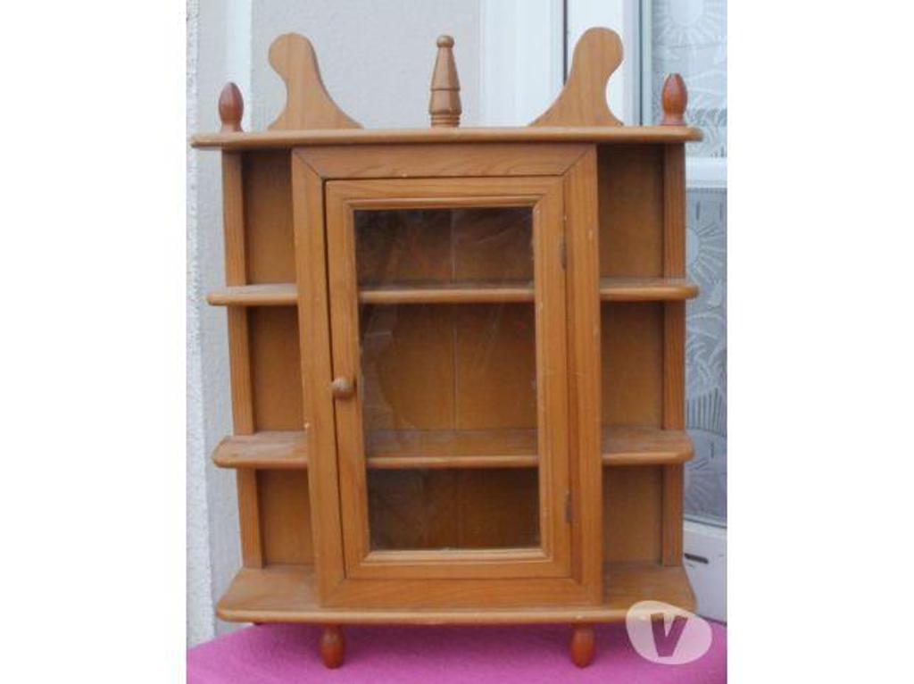 Décoration - art Tarn-et-Garonne Montauban - 82000 - Photos Vivastreet Armoire miniature en pin avec pieds, ou Vitrine