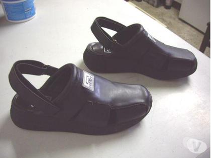 Chaussures et bottes occasion Bouxwiller Bas-Rhin - Photos Vivastreet Derbys Noir à sangles scratch pt 37-neufs