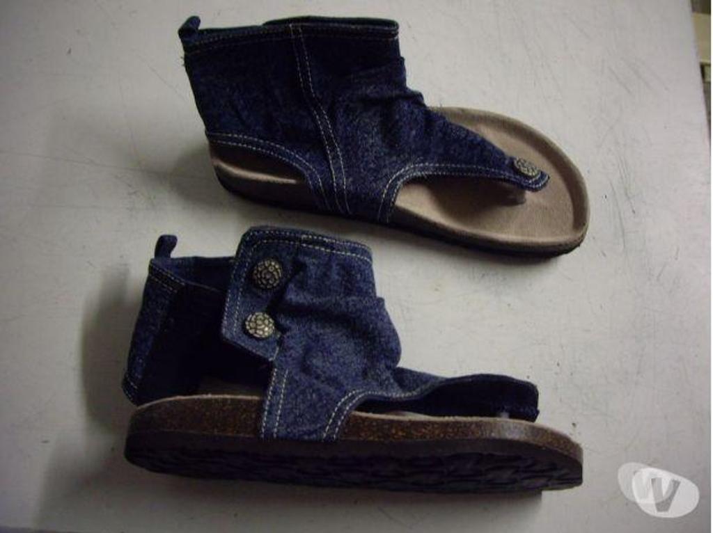 Chaussures Bas-Rhin Bouxwiller - 67330 - Photos Vivastreet Sandales à entredoigts en jean pt 36-37-neuves