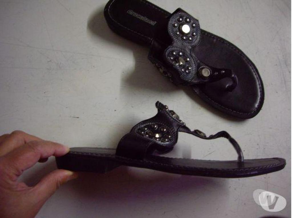 Chaussures Bas-Rhin Bouxwiller - 67330 - Photos Vivastreet Entredoigts Perlés Noir pt 37 - neuves- à 7 €
