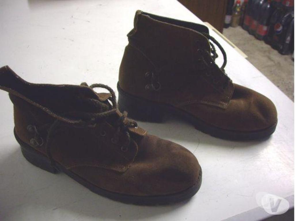 Chaussures Bas-Rhin Bouxwiller - 67330 - Photos Vivastreet Brodequins Marron pointure 40