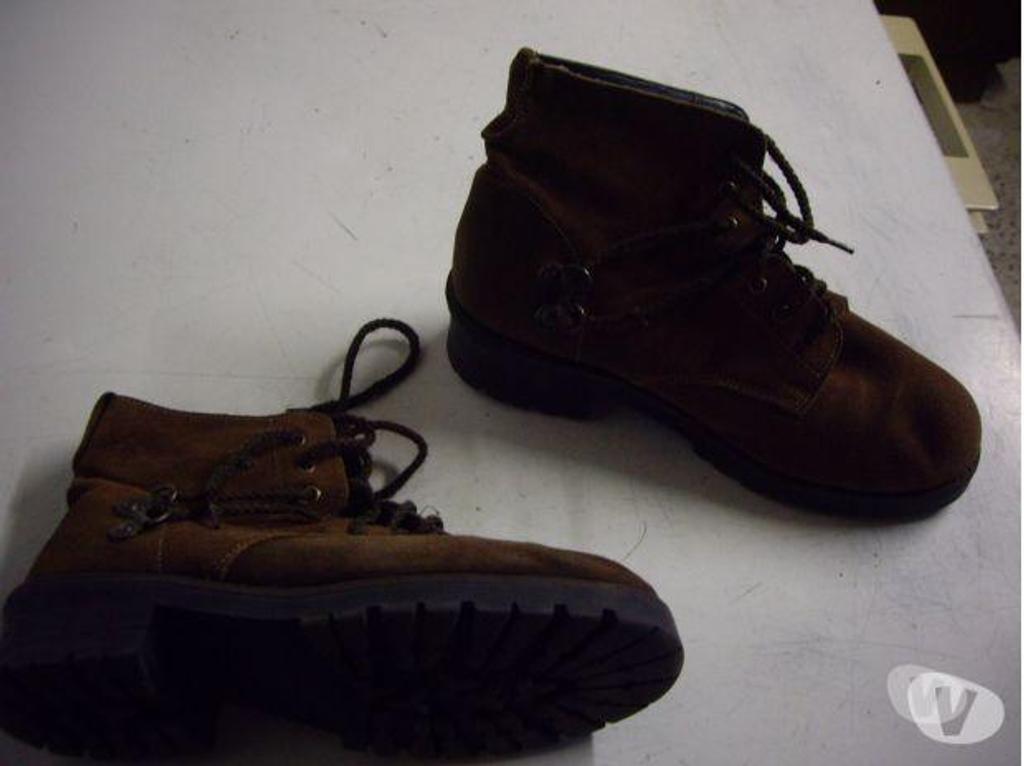 Chaussures Bas-Rhin Bouxwiller - 67330 - Photos Vivastreet Brodequins Marron pointure 40