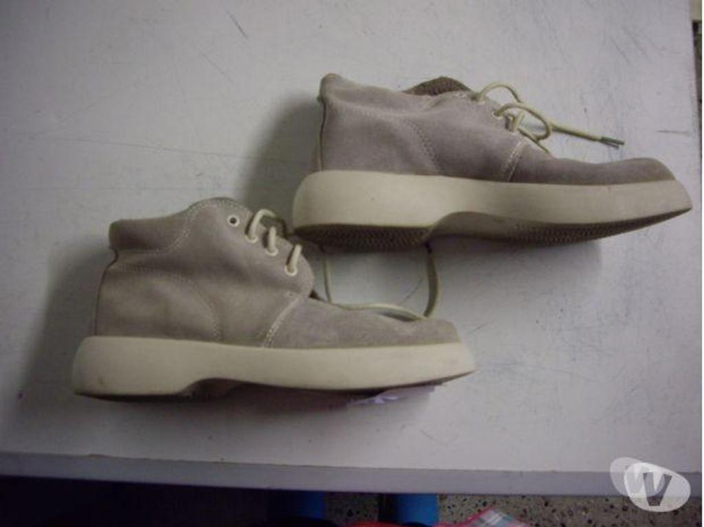 Chaussures Bas-Rhin Bouxwiller - 67330 - Photos Vivastreet Brodequins Beige New Lander pointure 39