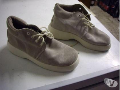 Chaussures occasion Bouxwiller Bas-Rhin - Photos Vivastreet Brodequins Beige New Lander pointure 39