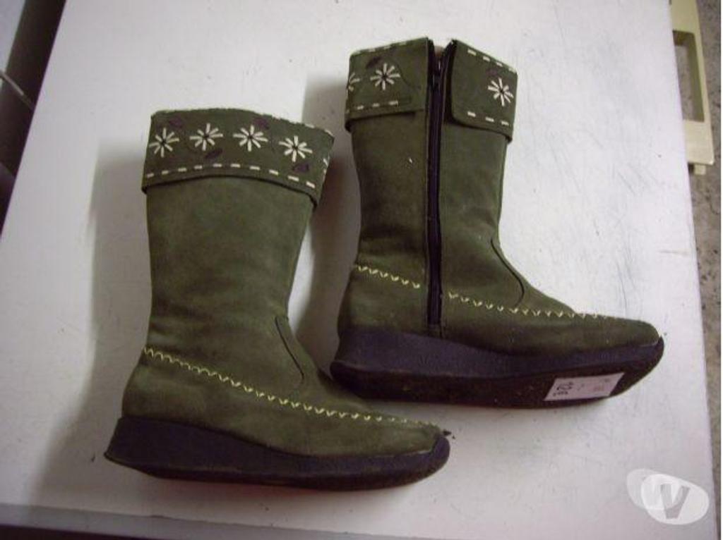 Chaussures Bas-Rhin Bouxwiller - 67330 - Photos Vivastreet Bottes Kaki à bande imprimée mollet pt 38 à 12 €