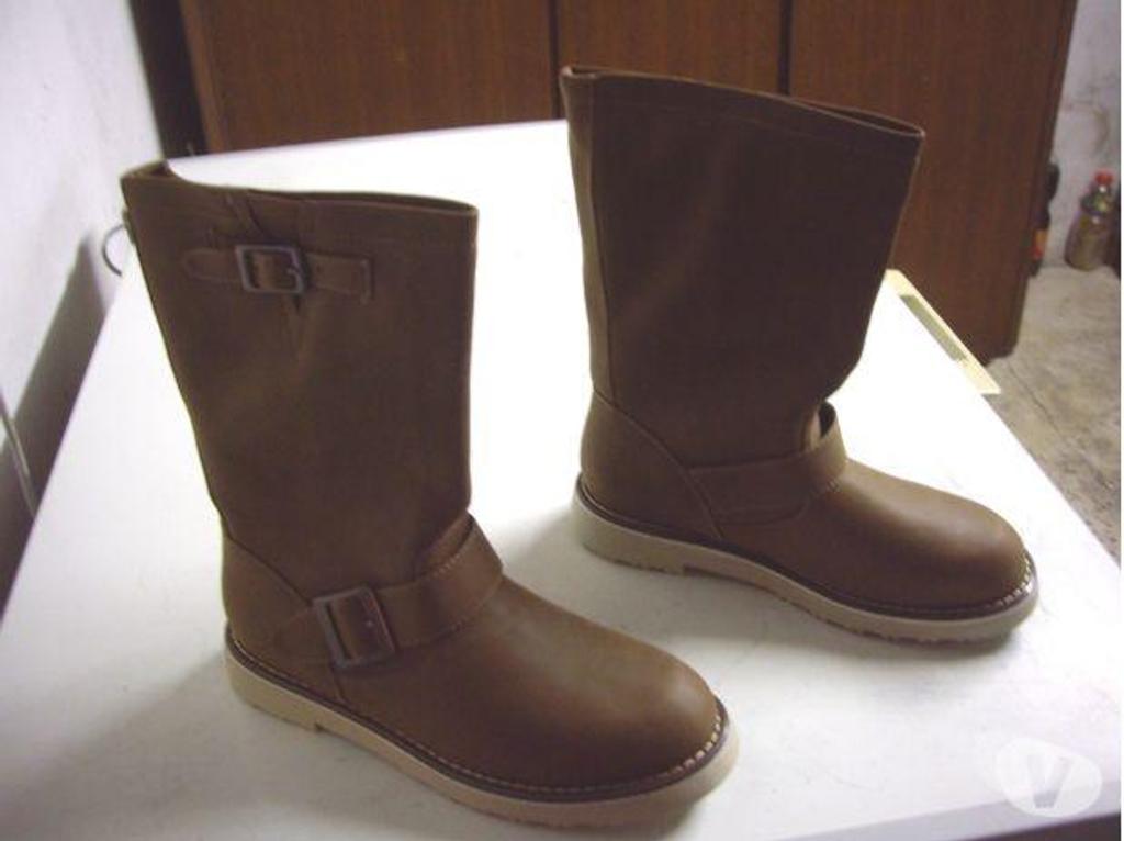 Chaussures Bas-Rhin Bouxwiller - 67330 - Photos Vivastreet Bottes Marron avec boucles pt 38 -neuves- à 12 €