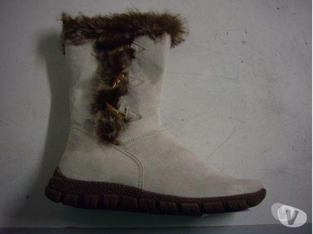 Chaussures Bas-Rhin Bouxwiller - 67330 - Photos Vivastreet Bottes fourrées Beige pt 38 neuves à 15 €