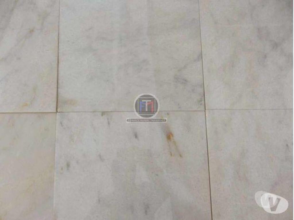  Bouches-du-Rhône Lancon Provence - 13680 - Photos Vivastreet Marbre Bianco Royal 40x40x1,5 cm Polie Rustique 39€ HT m²