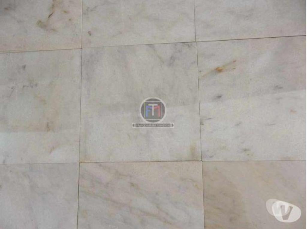  Bouches-du-Rhône Lancon Provence - 13680 - Photos Vivastreet Marbre Bianco Royal 40x40x1,5 cm Polie Rustique 39€ HT m²