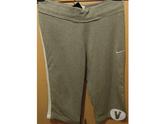 corsaire NIKE fille taille L (12-13 ans) NEUF