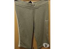 corsaire NIKE fille taille L (12-13 ans) NEUF