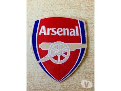 Collections Carnon Hérault - Photos Vivastreet Écusson équipe de foot arsenal Thermocollant 7,5x6 cm