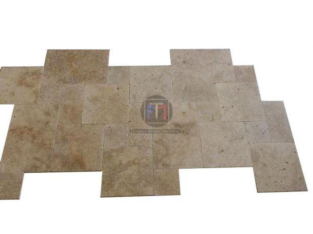  Var Forcalqueiret - 83136 - Photos Vivastreet Travertin Classique Opus Romain (En Stock)