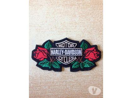 Pièces moto Carnon Hérault - Photos Vivastreet Écusson patch harley davidson hd 2 roses 10x5 cm