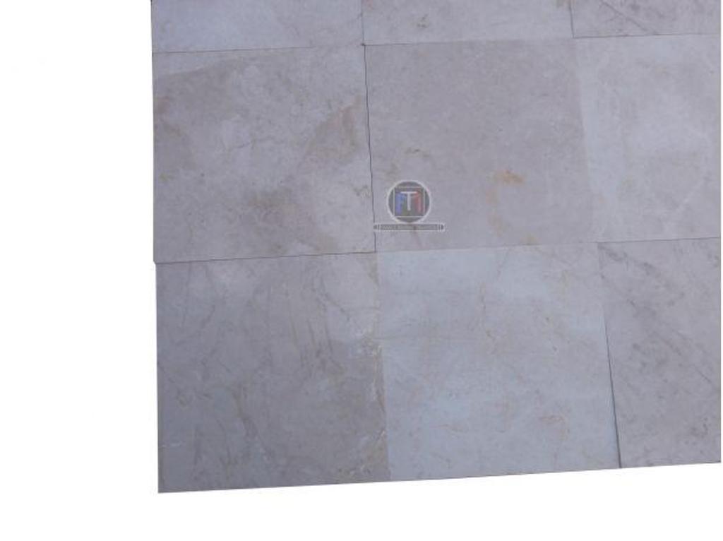  Bouches-du-Rhône Lancon Provence - 13680 - Photos Vivastreet Marbre Marfil Beige 40x40x2 cm Polie Rustique 39€ HT m²