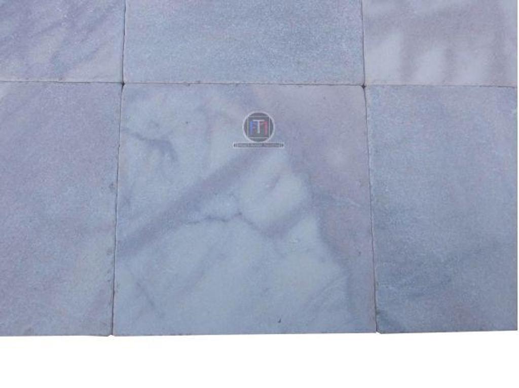  Bouches-du-Rhône Lancon Provence - 13680 - Photos Vivastreet Marbre Fume Gris 60 x 60 x 2 cm Antique 39 € HT m²