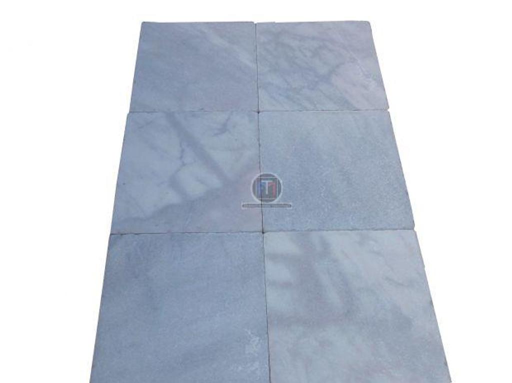  Bouches-du-Rhône Lancon Provence - 13680 - Photos Vivastreet Marbre Fume Gris 60 x 60 x 2 cm Antique 39 € HT m²