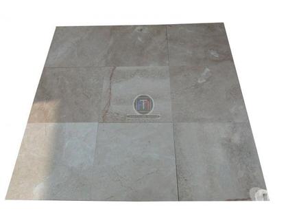 Bricolage - Jardin - Outillage Lancon Provence Bouches-du-Rhône - Photos Vivastreet Marbre Beige Créma Perla 40 x 40 x 2 cm Polie 35€ HT/m²