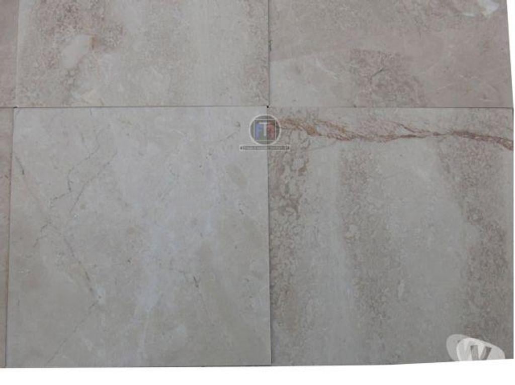  Bouches-du-Rhône Lancon Provence - 13680 - Photos Vivastreet Marbre Beige Crema Perla 45x45x2 cm Polie Rustique 35€ HT m²