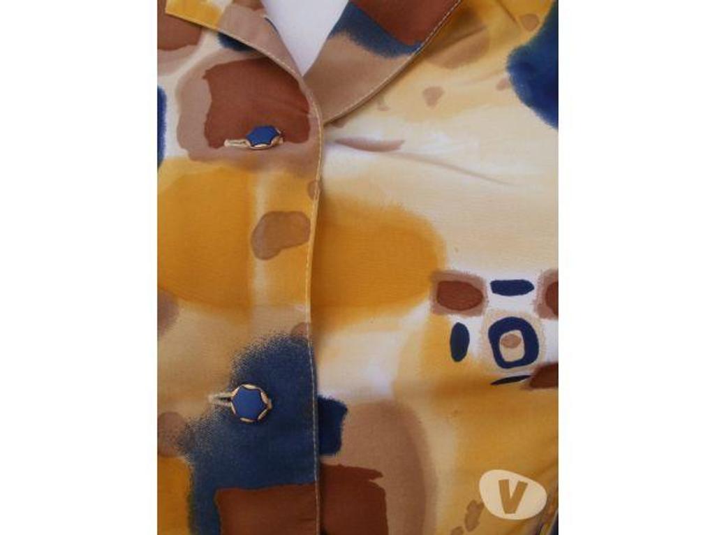 Vêtements occasion Tarn-et-Garonne Montauban - 82000 - Photos Vivastreet Chemisier taille 42