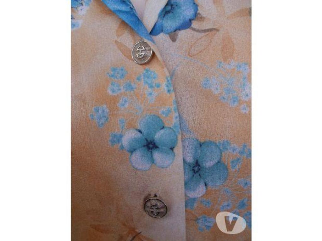 Vêtements occasion Tarn-et-Garonne Montauban - 82000 - Photos Vivastreet Chemisier Taille 42 MEILLEURE NOTE