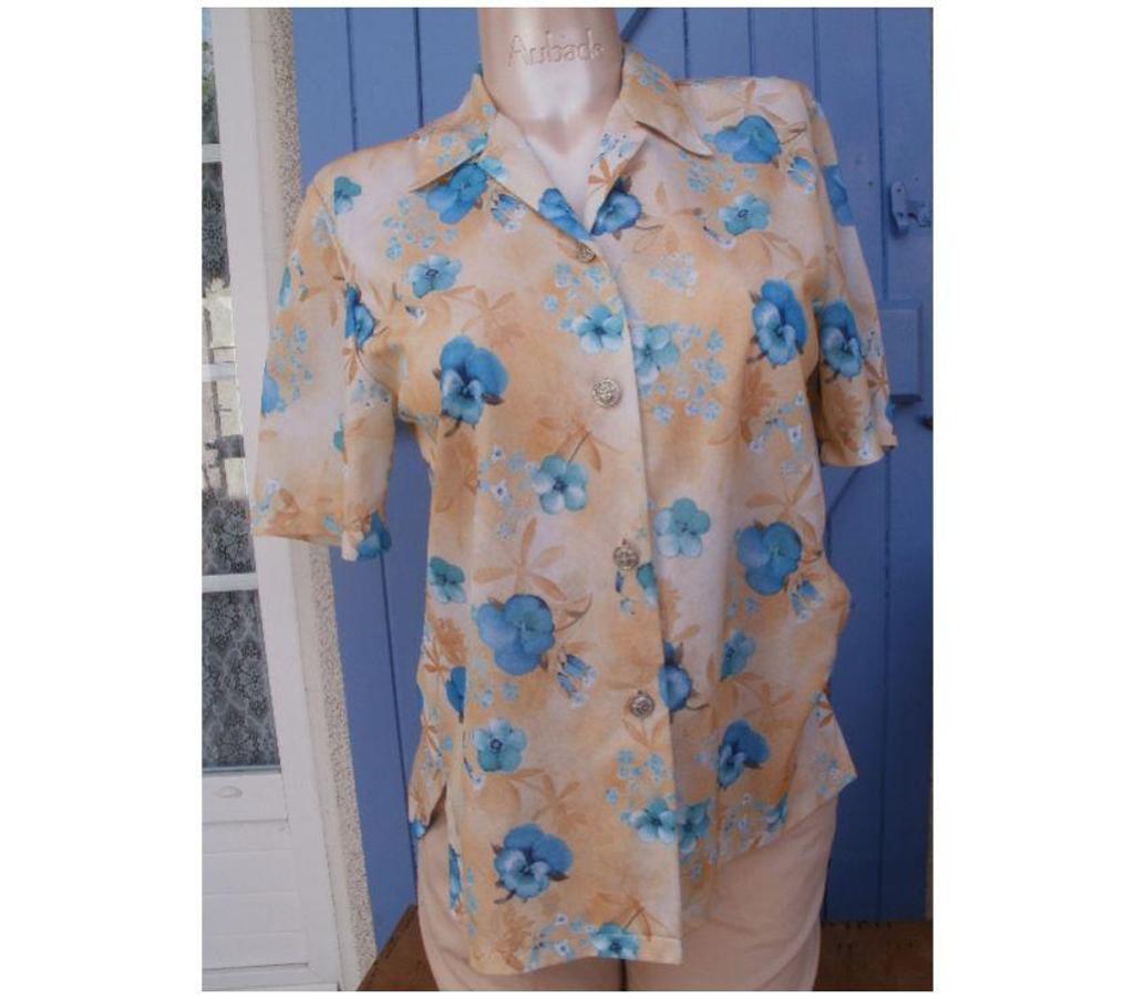 Vêtements occasion Tarn-et-Garonne Montauban - 82000 - Photos Vivastreet Chemisier Taille 42 MEILLEURE NOTE