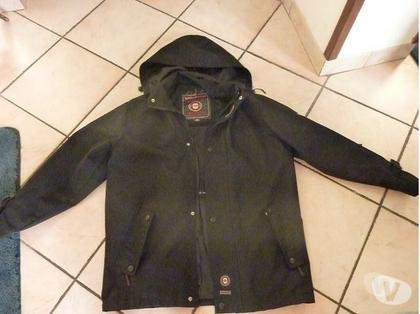 Vêtements occasion La Mulatiere Rhône - Photos Vivastreet Anorak long manteau noir imperméable mixte T M NEUF