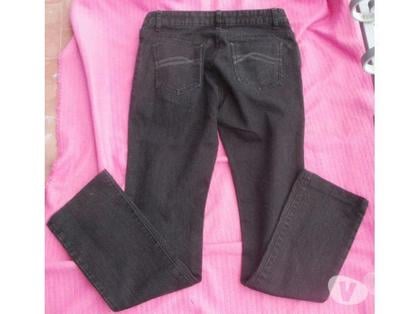 Vêtements occasion Montauban Tarn-et-Garonne - Photos Vivastreet Pantalon JENNYFER taille 36