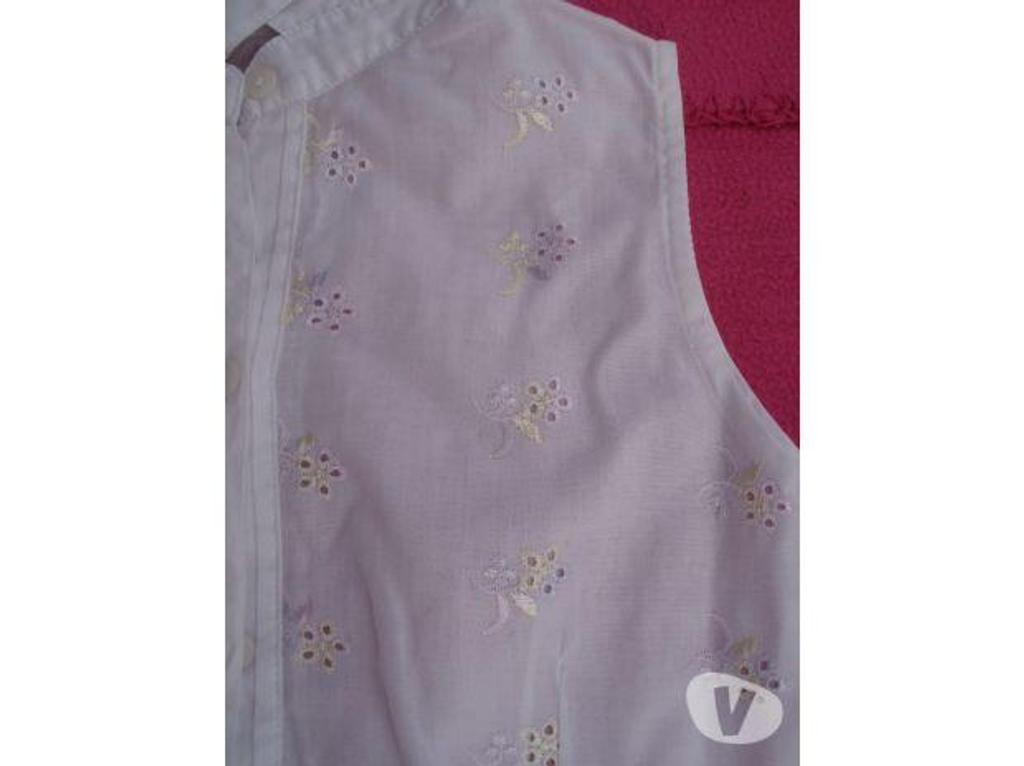 Vêtements occasion Tarn-et-Garonne Montauban - 82000 - Photos Vivastreet Chemisier blanc brodé, taille 38 AMATA
