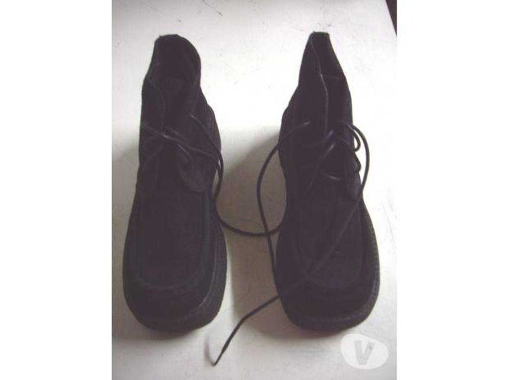 Chaussures Bas-Rhin Bouxwiller - 67330 - Photos Vivastreet Derbys Noir en daim à lacets pt 38-neuves- à 8 €