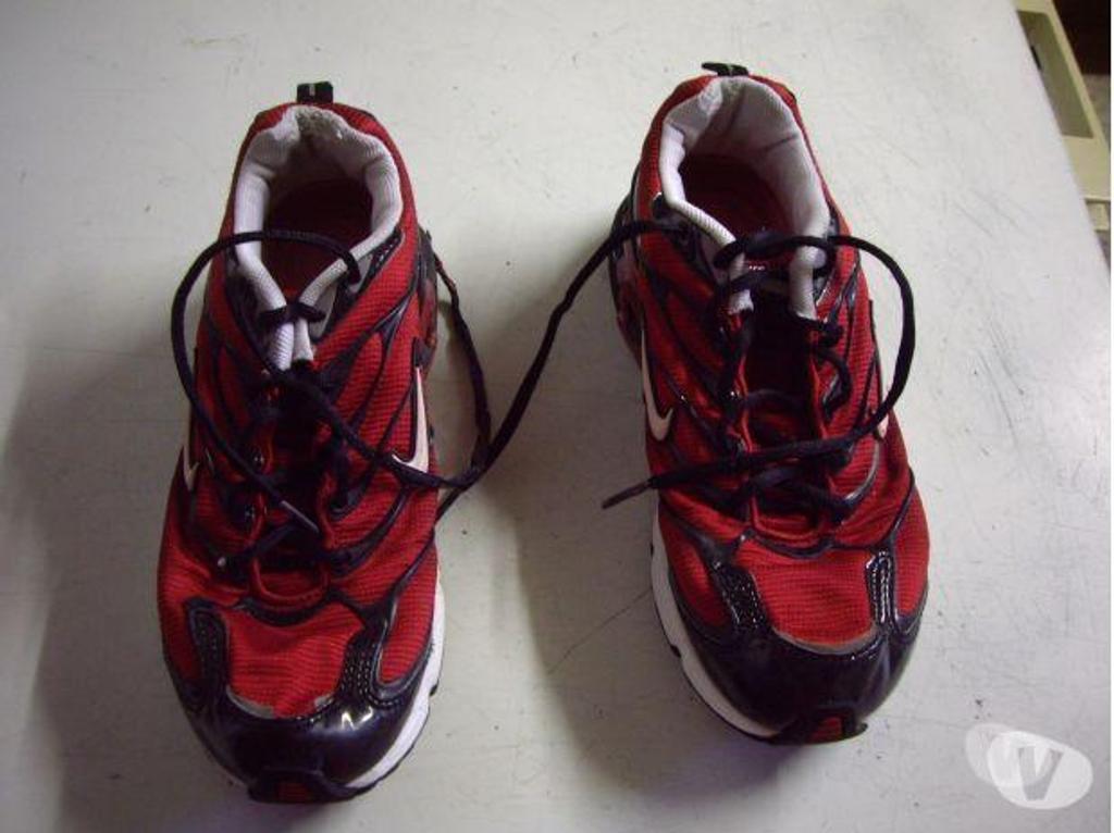 Chaussures Bas-Rhin Bouxwiller - 67330 - Photos Vivastreet Joggers à lacets Rouge-Noir pt 40 à 4 €