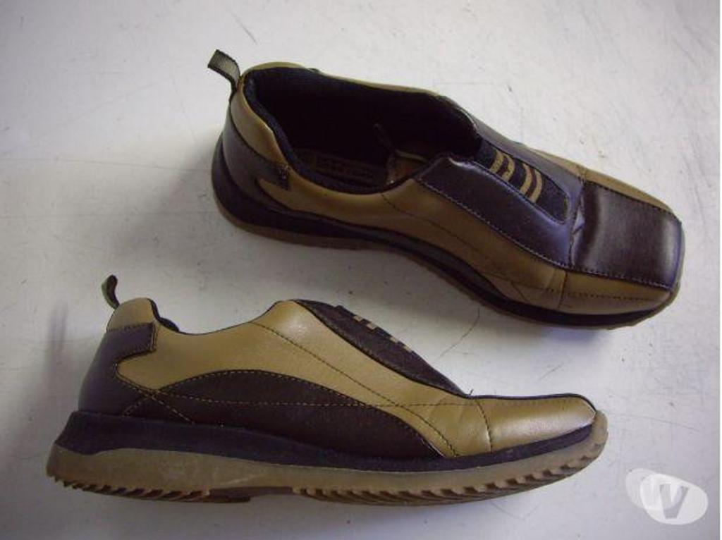 Chaussures Bas-Rhin Bouxwiller - 67330 - Photos Vivastreet Derbys Homme Noir-Beige pt 40 à 3 €