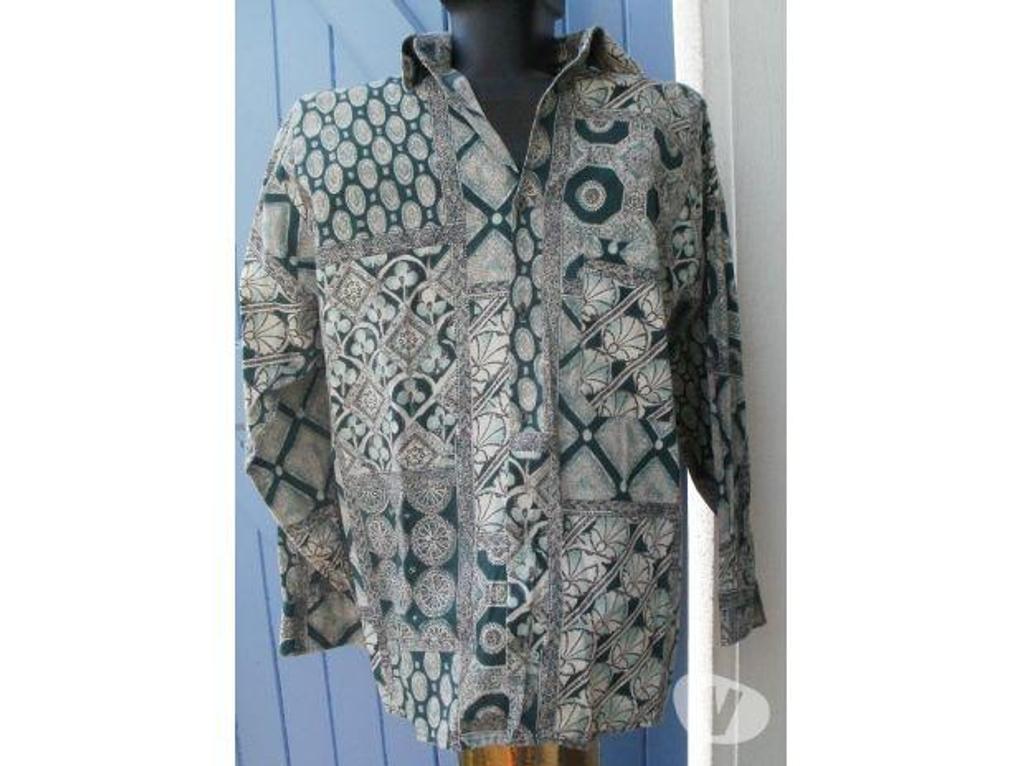 Vêtements occasion Tarn-et-Garonne Montauban - 82000 - Photos Vivastreet Chemise style retro FICTIF Taille 2