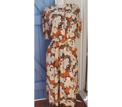 Vêtements Montauban Tarn-et-Garonne - Photos Vivastreet ROBE Paul MAUNSNER Taille 3840