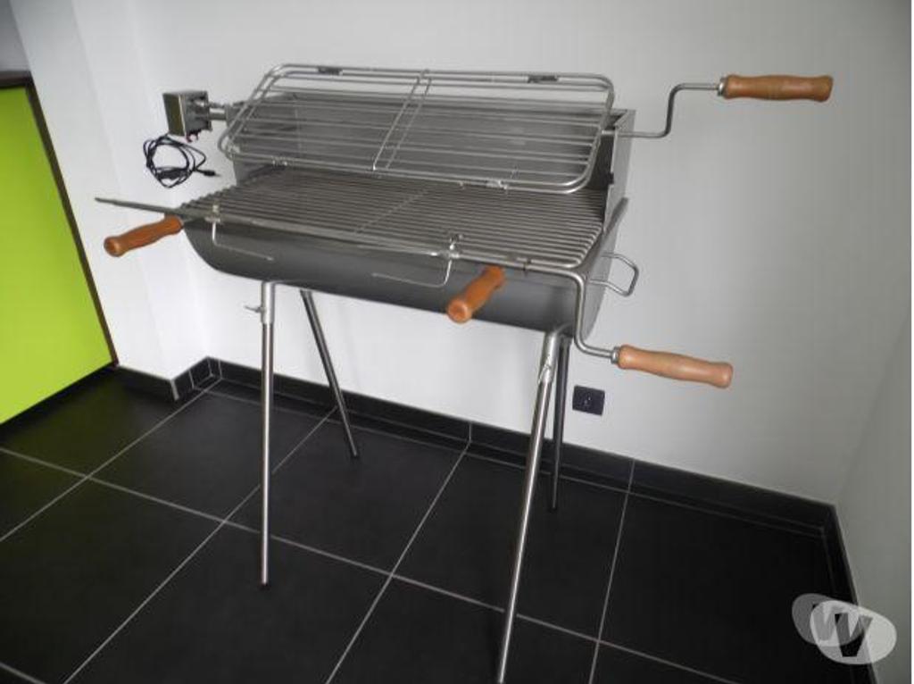 Electroménager occasion Paris Paris 14ème ardt - 75014 - Photos Vivastreet Barbecue trépied -- 2 Poulets