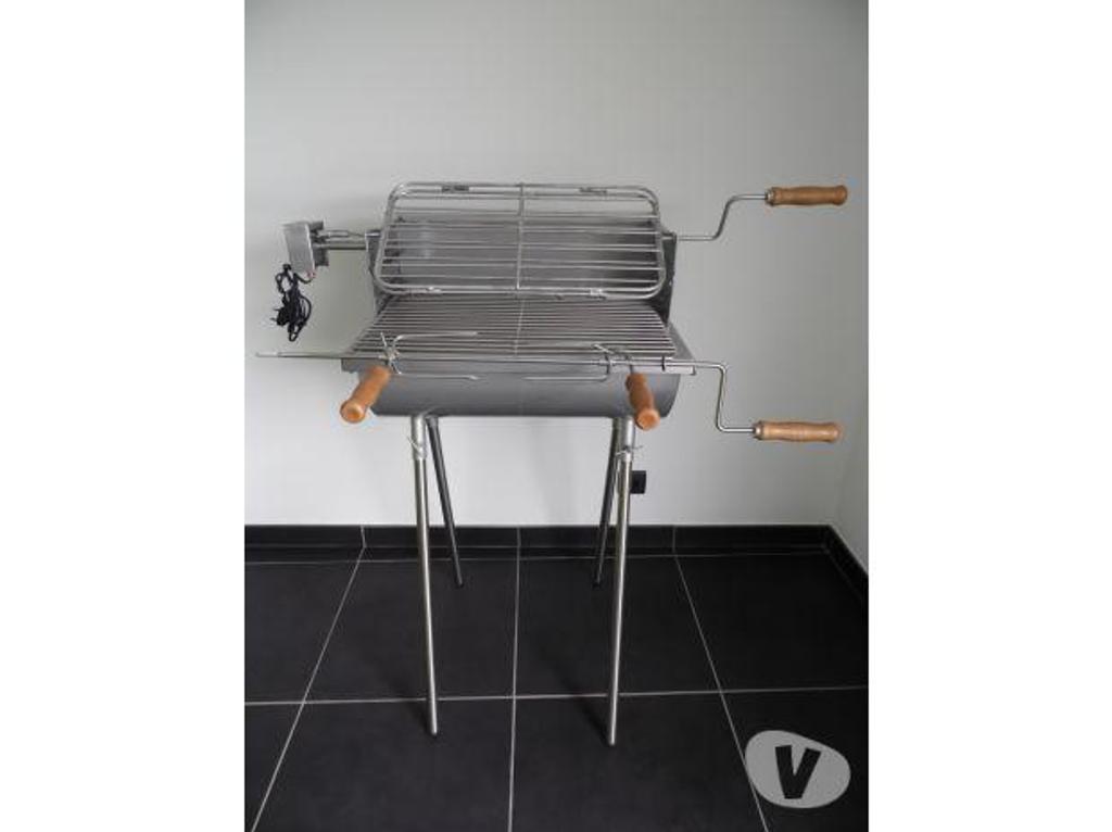 Electroménager occasion Paris Paris 14ème ardt - 75014 - Photos Vivastreet Barbecue trépied -- 2 Poulets