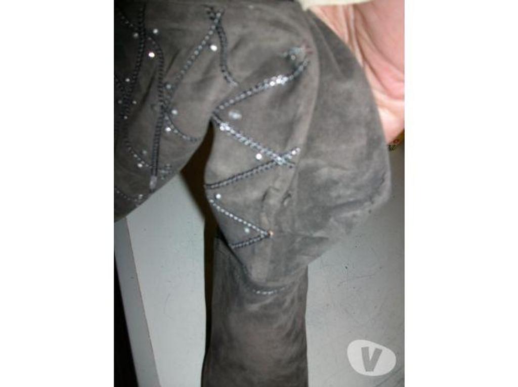 Chaussures Bas-Rhin Bouxwiller - 67330 - Photos Vivastreet Bottes à talons 13 cm Gris Brillants pt 39-neuves