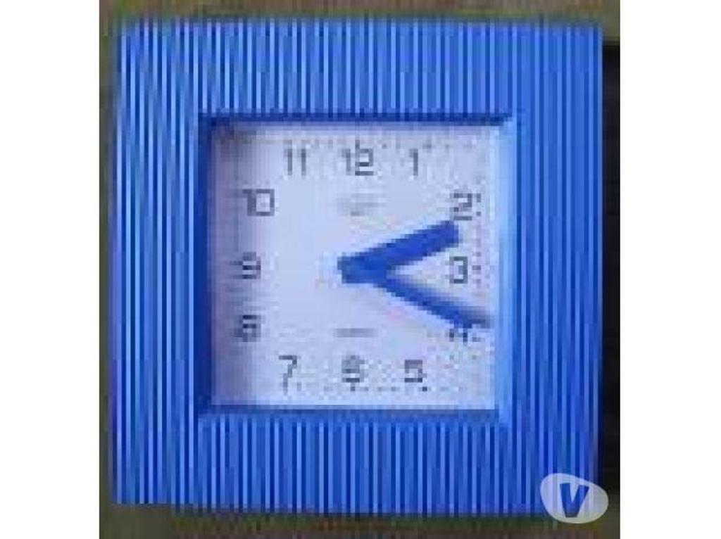 Décoration - art Tarn-et-Garonne Montauban - 82000 - Photos Vivastreet Pendule bleue JOURS HEUREUX