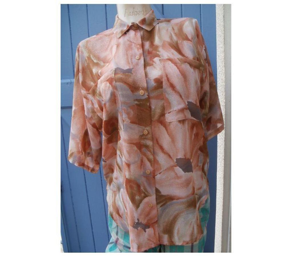 Vêtements occasion Tarn-et-Garonne Montauban - 82000 - Photos Vivastreet Chemisier taille 4648 , fabrication française