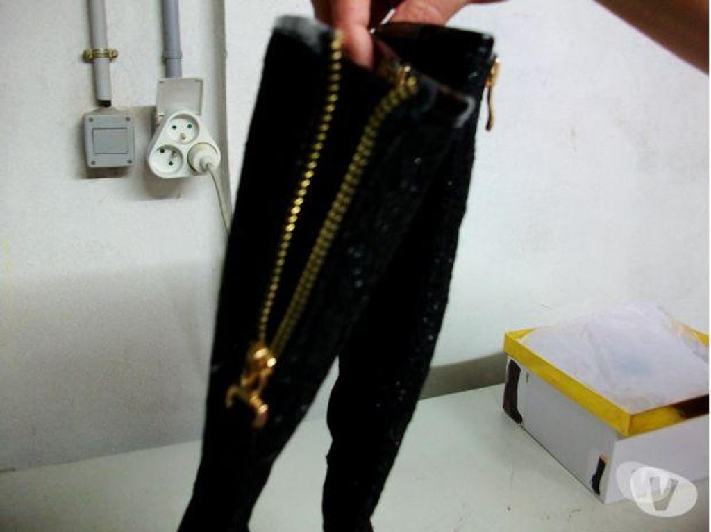 Chaussures Bas-Rhin Bouxwiller - 67330 - Photos Vivastreet Bottes Noir brillantes talons 13 cm pt 39-neuves 