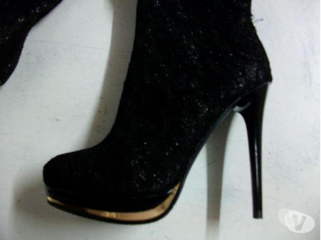 Chaussures Bas-Rhin Bouxwiller - 67330 - Photos Vivastreet Bottes Noir brillantes talons 13 cm pt 39-neuves 