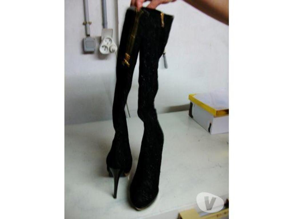 Chaussures Bas-Rhin Bouxwiller - 67330 - Photos Vivastreet Bottes Noir brillantes talons 13 cm pt 39-neuves 